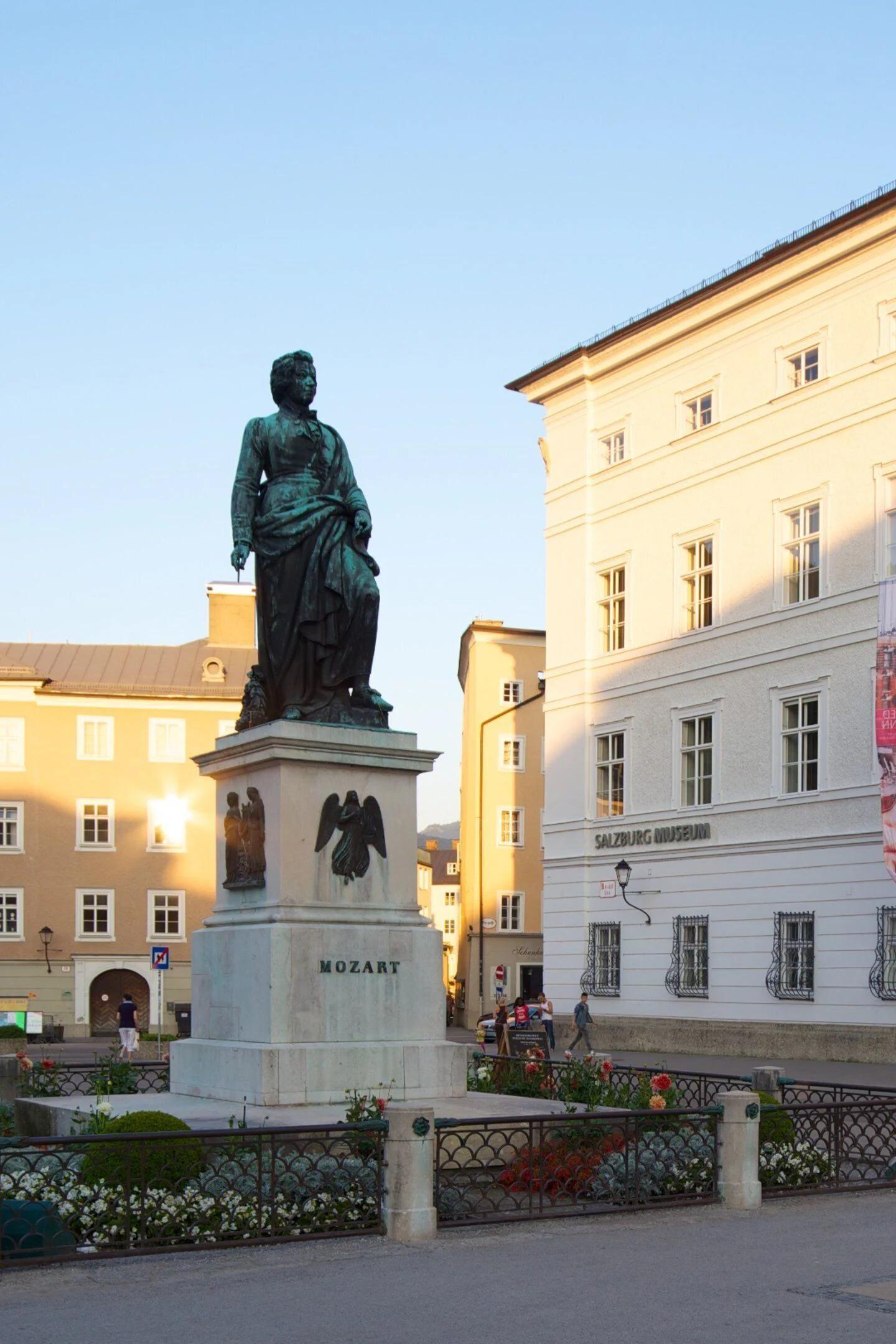 Mozartplatz