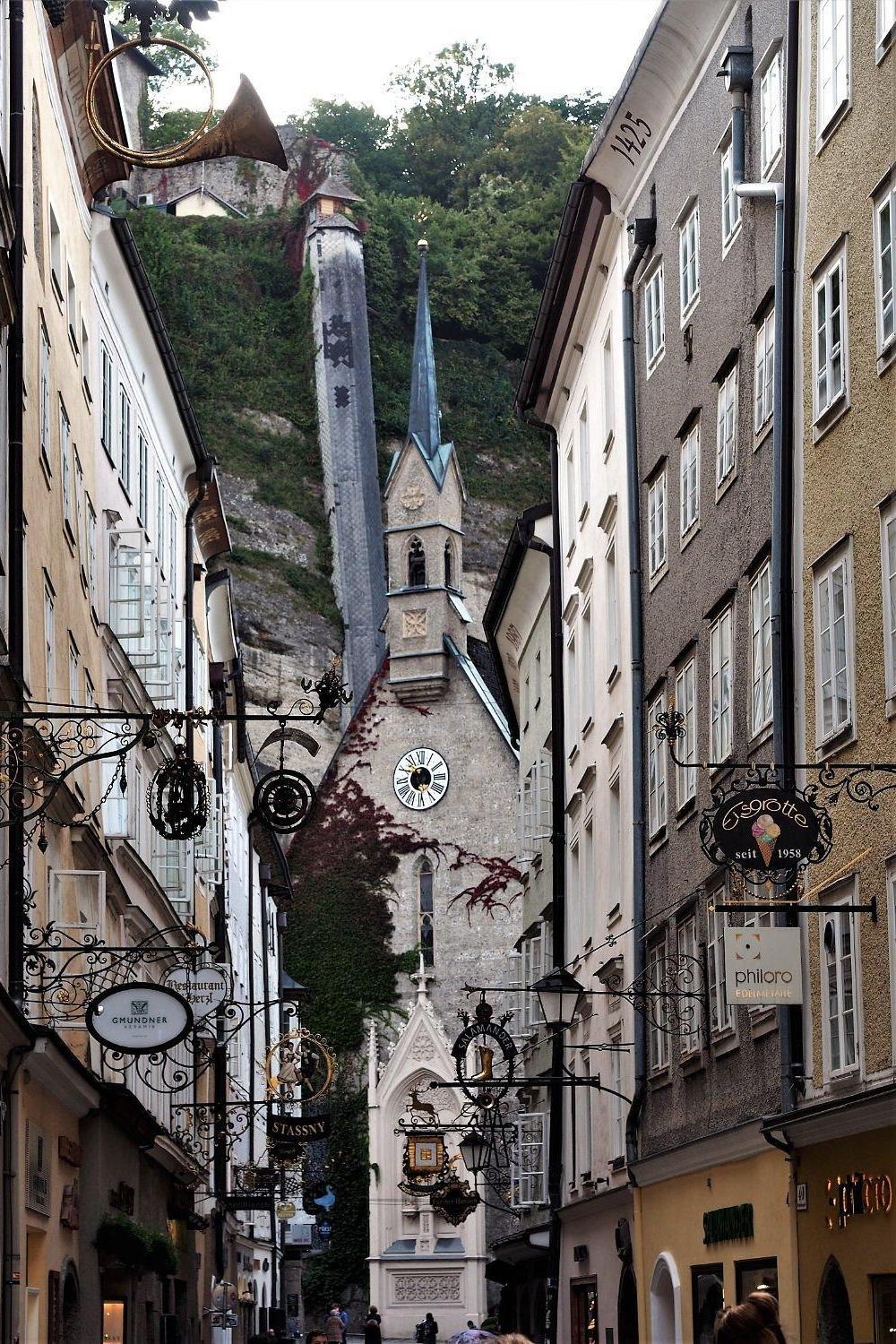 Getreidegasse